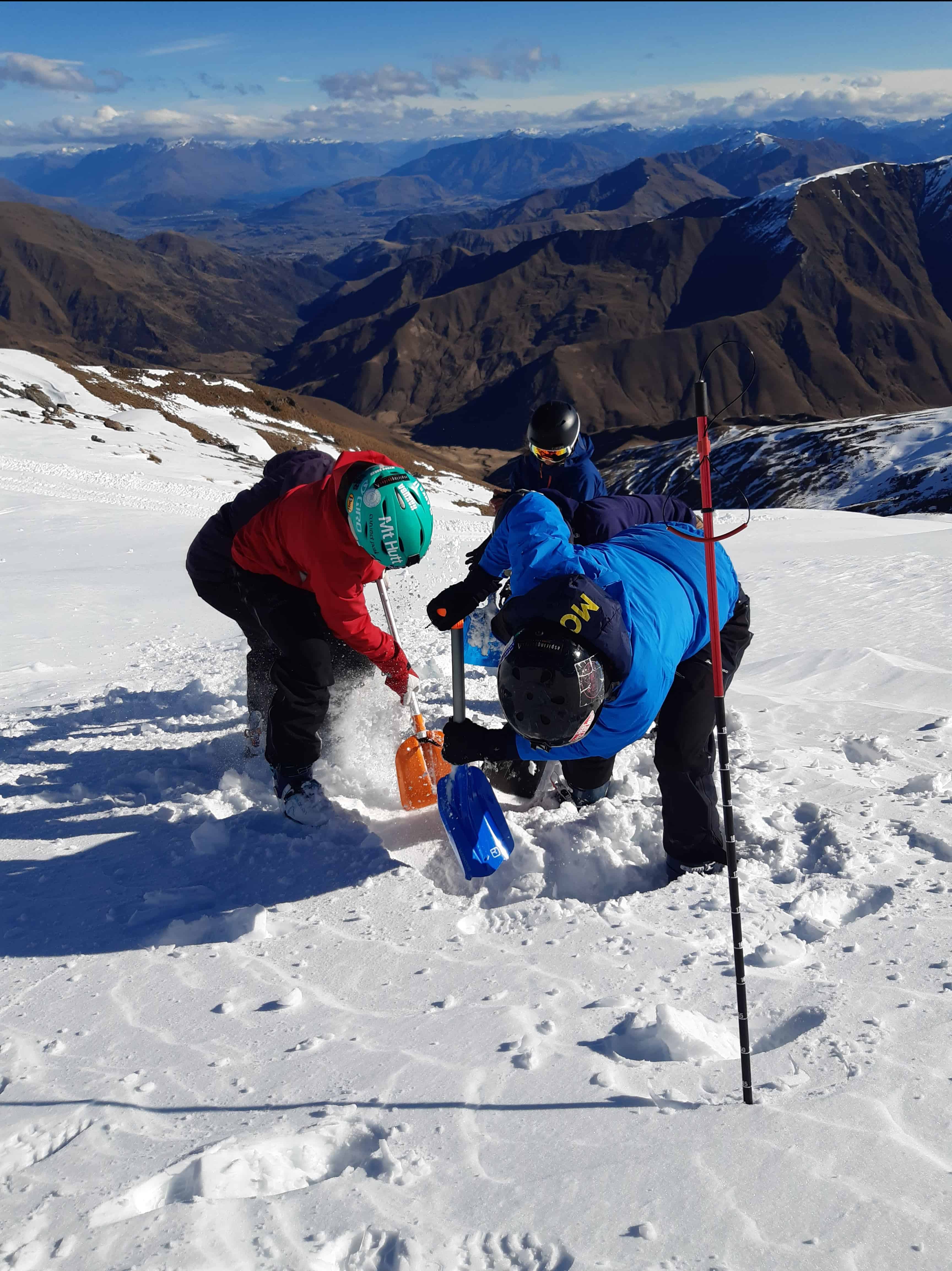 Wanaka Mountain Guides [] Avalanche Skills Course