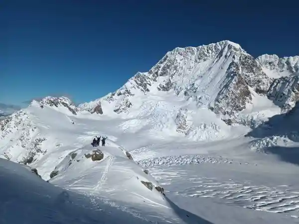 WÄnaka Mountain Guides - About