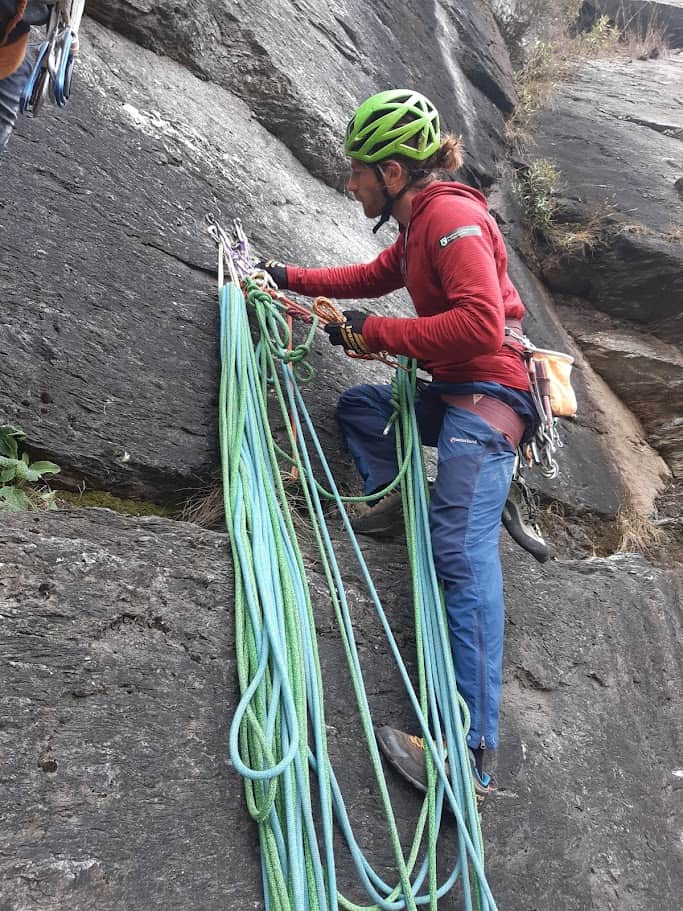 Multi-pitch and Trad Rock Climbing Course