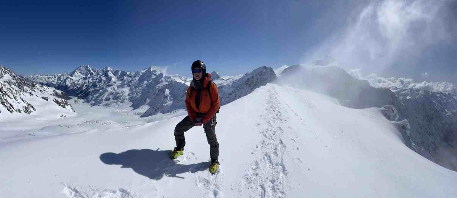 Glacier Ski and Splitboard Tour