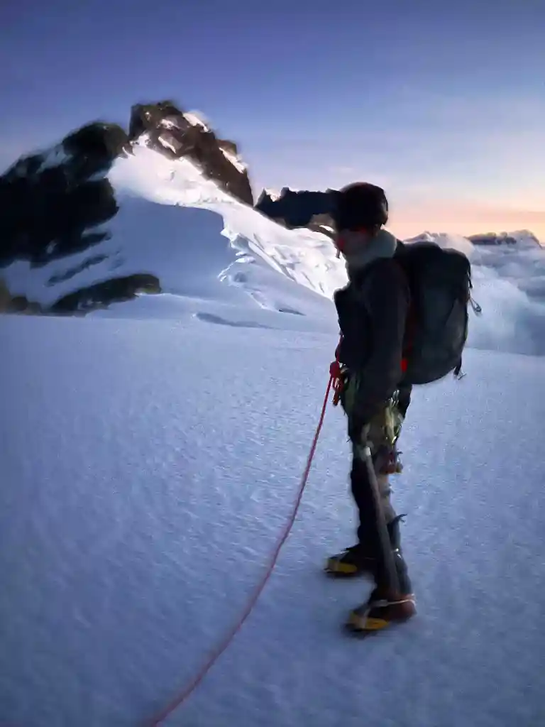WÄnaka Mountain Guides - Contact