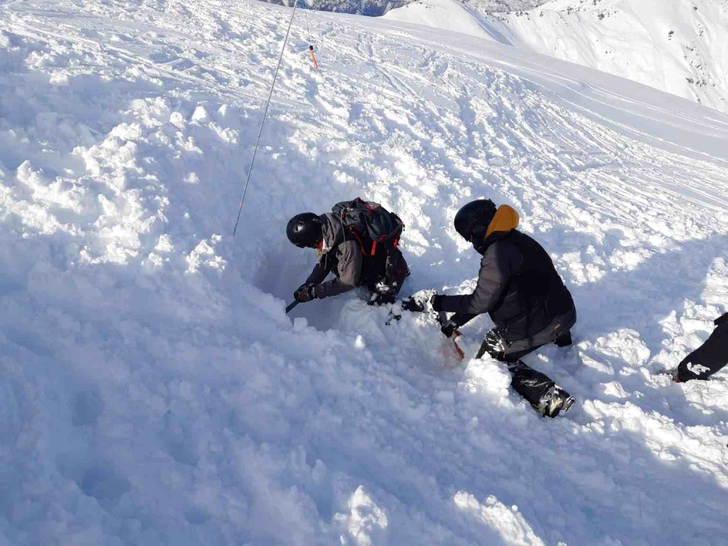 Avalanche and Basic Life Support Sessions