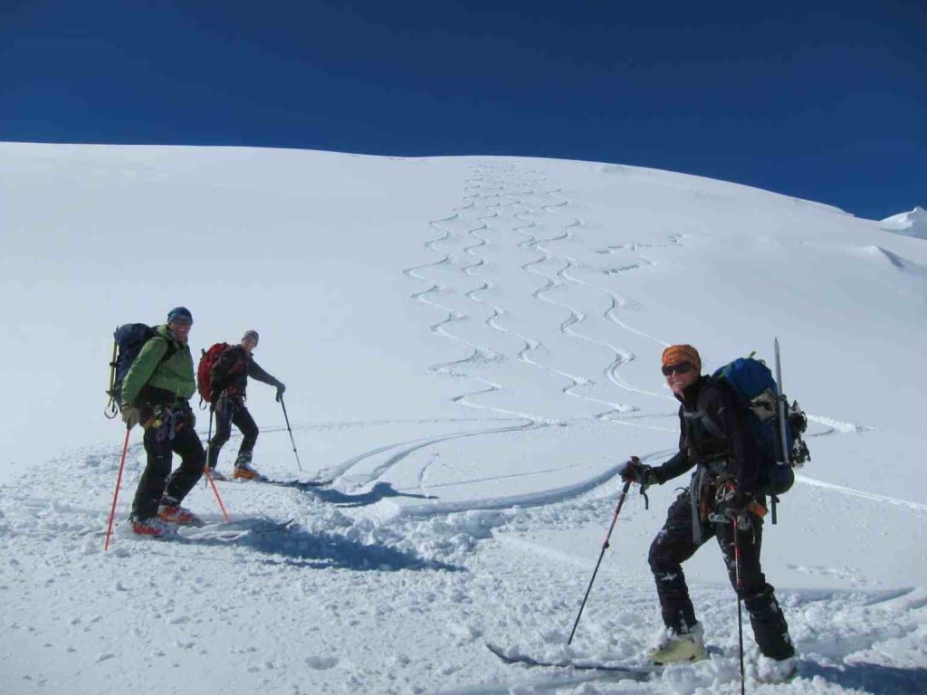 Introduction to Ski and Splitboard Touring Course