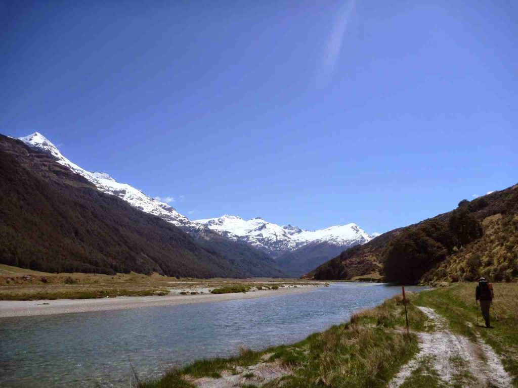 Pikirakatahi / Mount Earnslaw Climb