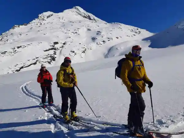 WÄnaka Mountain Guides - Downloads