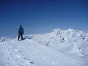 WÄnaka Mountain Guides - The Minarets Climb