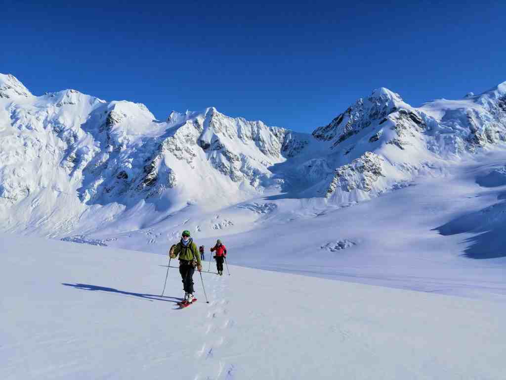 Glacier Ski and Splitboard Tour