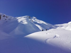 WÄnaka Mountain Guides - Pisa Range Ski Tour